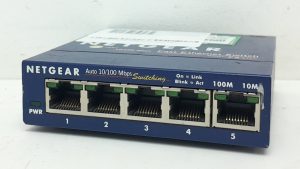 Netgear FS105 V2 ProSafe 5 Port 10/100 Fast Ethernet Switch