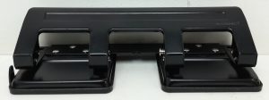 Q-Connect 4-Hole Punch Paper Punch - Image 2
