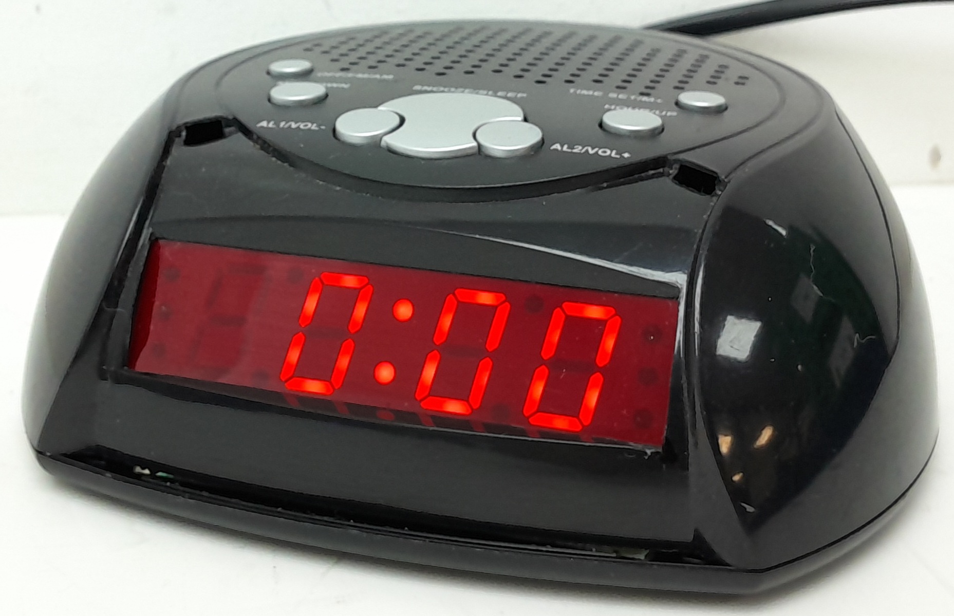 20240322_101139 Tesco CR-106R Clock Radio - Image 1
