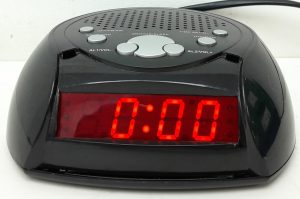 Tesco CR-106R Clock Radio - Image 2
