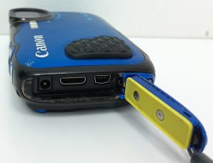 Canon PowerShot D30 PC2063 Full HD 12.1 Mega Pixel Digital Camera - Image 7