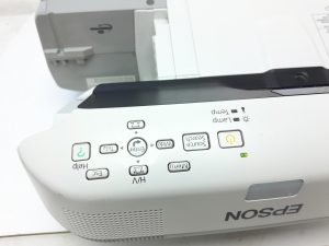 Epson EB-470 H456B HDMI VGA LCD Projector 1364 Lamp Hours Used - Image 7