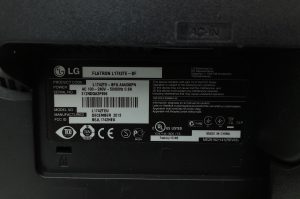 LG Flatron L1742TE-BF L1742TEU 17" DVI VGA Monitor - Image 3