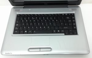 Toshiba Satellite Pro L450-13R - Celeron 900 2.2GHz - 2GB Ram - 15.6" - 250GB HDD - Windows 10 Home - Image 7
