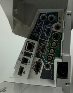 Epson EB-470 H456B HDMI VGA LCD Projector with 1390 Lamp Hours Used - Image 4