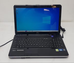 Fujitsu Lifebook AH531  i3-2330M 2.2GHz - 8GB Ram - 15.6" - 120GB SSD - Windows 10 - Faulty Battery