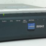 Cisco Linksys RV042 10/100 4-Port VPN Router