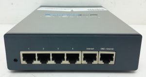 Cisco Linksys RV042 10/100 4-Port VPN Router - Image 4