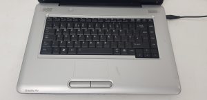 Toshiba Satellite Pro L450-13R - Celeron 900 2.2GHz - 2GB Ram - 15.6" - 250GB HDD - Windows 10 Home - Image 3