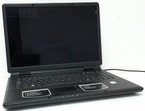 Advent 9115 - Pentium T2310 1.46GHz - 2GB Ram - 15.4" Laptop