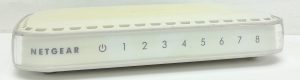 Netgear FS608 v3 8 Port 10/100 Mbps Switch