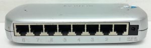 Netgear FS608 v2 Fast Ethernet Switch - Image 4