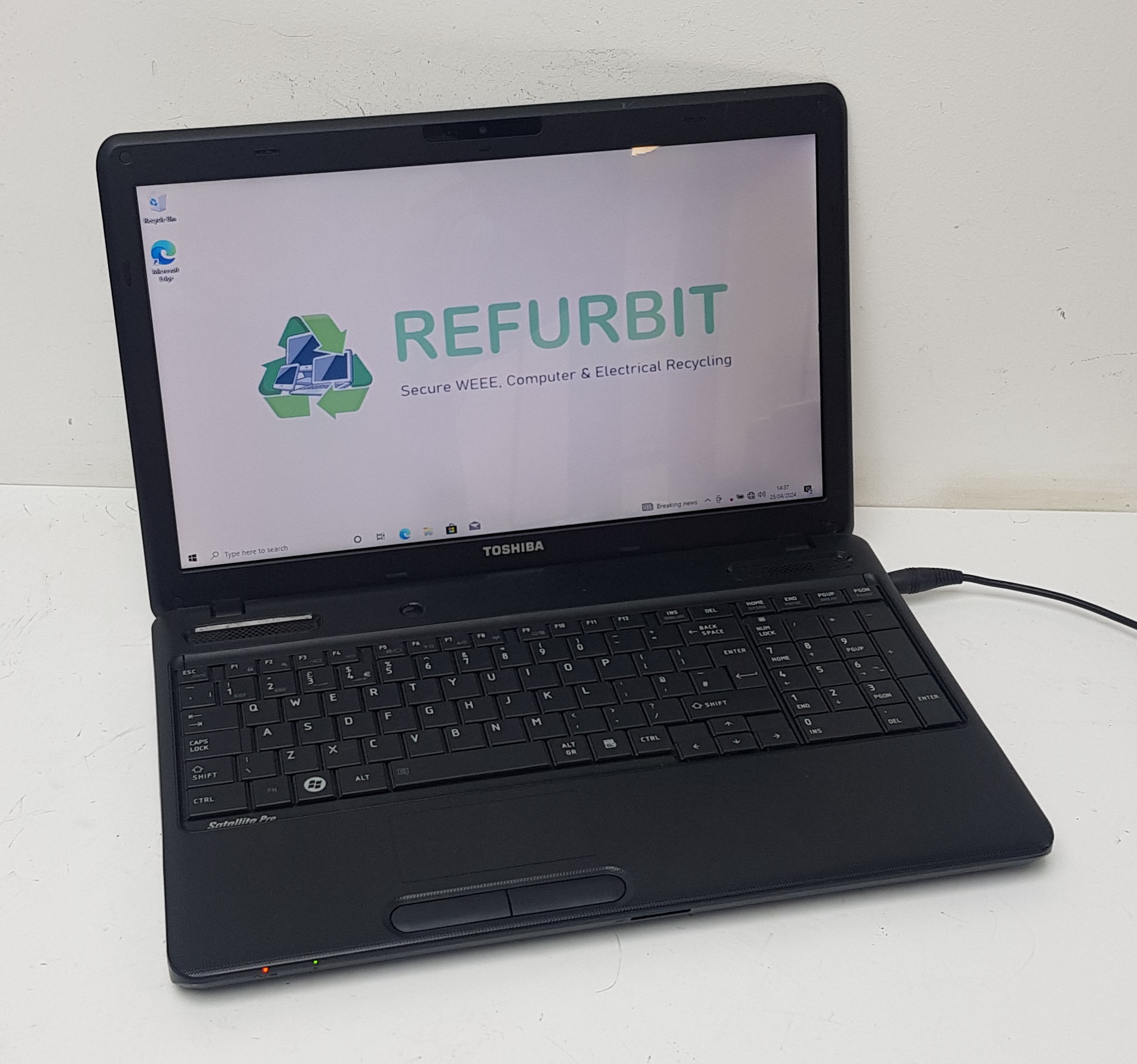20240425_143727 Toshiba Satellite Pro C660D-185 - AMD E-350 1.6GHz - 4GB Ram - 15.6" - 320GB HDD - Windows 10 Pro - Image 1