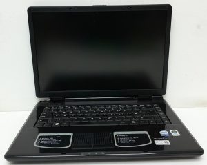 Advent 9315 - Core 2 Duo 1.5GHz - 2GB Ram - 15.4" - Laptop - Image 2