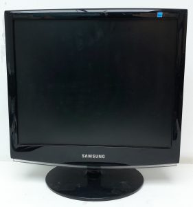 Samsung SyncMaster 733 LS17CMAKF/XA 17" VGA Color Display Monitor - Image 2