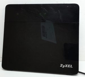 Zyxel VMG8924-B10A Gigabit Ethernet Dual Band Wireless Router - Image 2