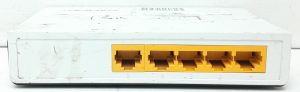 Joblot 2x TP-Link TL-SF1005D 5-Port 10/100Mbps Desktop Switch - Image 4