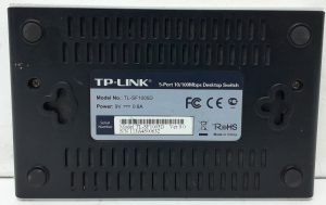 Joblot 2x TP-Link TL-SF1005D 5-Port 10/100Mbps Desktop Switch - Image 3