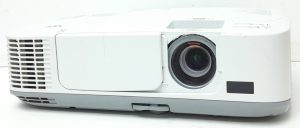 Nec NP-M271X HDMI VGA LCD Projector 473 Lamp Hours Used