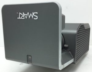 Smart UF75 VGA Projector