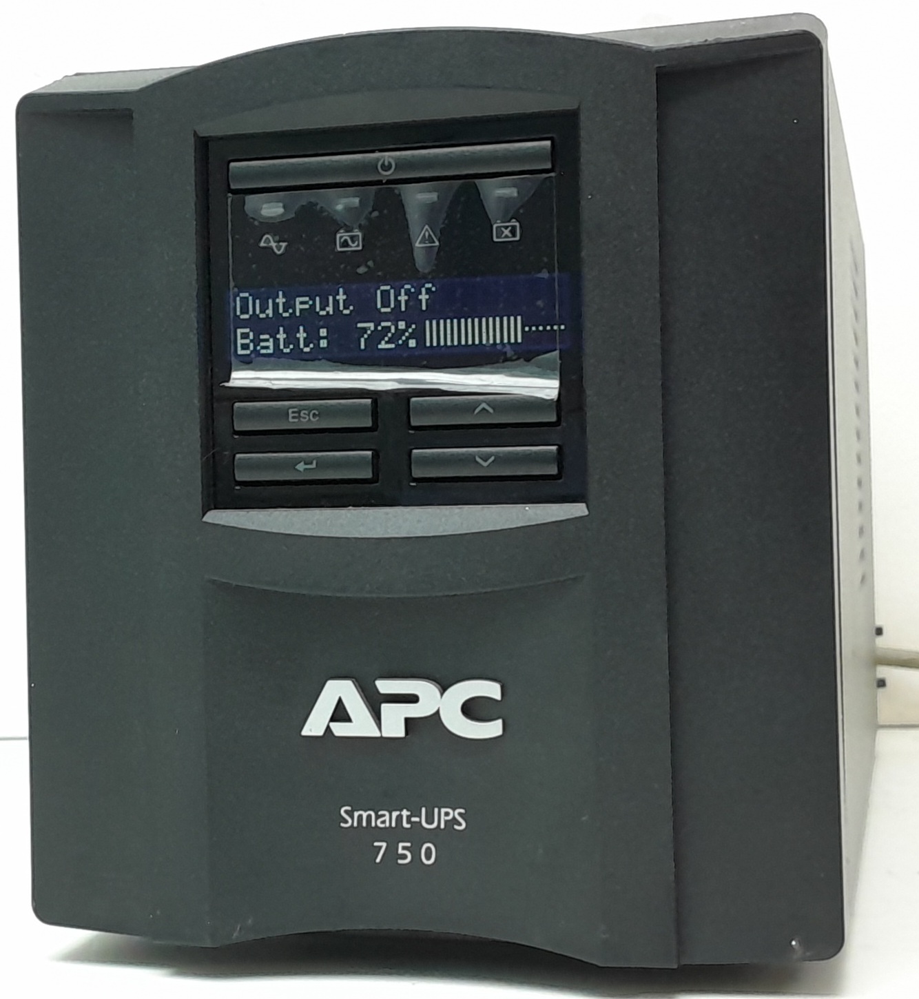 20240515_152936 APC Smart-UPS 750 SMT750I Uninterruptible Power Supply (UPS) - Image 1