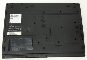 Fujitsu Esprimo Mobile V6555 Z17M 3.0 - Core 2 Duo T5870 2GHz - 2GB Ram - 15.4" - 120GB SSD - Windows 10 Pro - Image 4