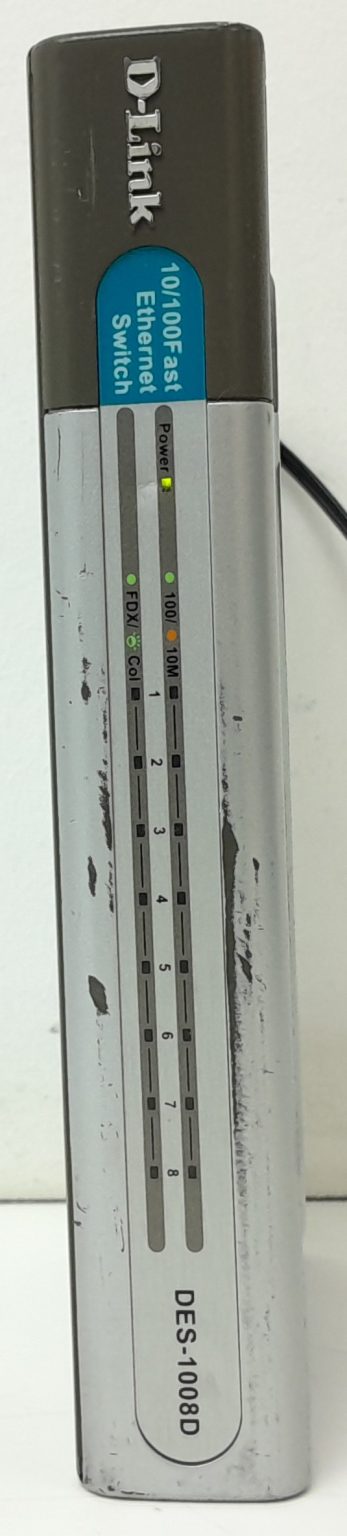 D-Link DES-1008D 10/100 8-Port Fast Ethernet Switch