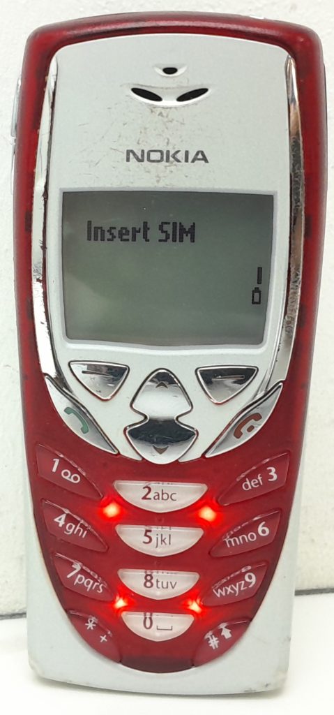 Nokia 8310 Vintage Mobile Phone - Image 2