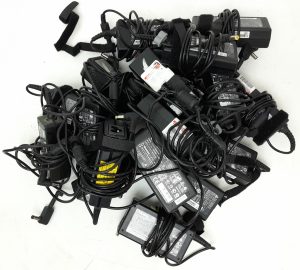 Job lot 18x Mixed Brands 19V Laptop Chargers/Adapters - Image 3