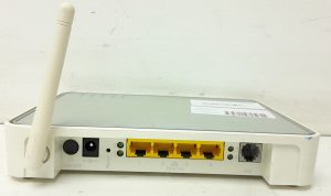 Joblot 3x Thomson TG585 v7 Wireless Access Point - Image 4