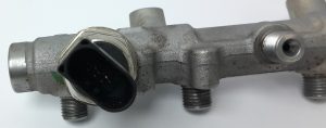 Volkswagen 059 130 089 BT Car Part: Fuel Rail - Image 5