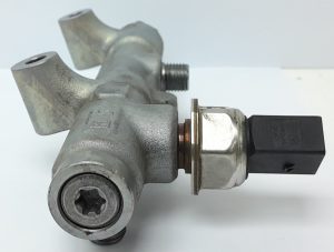Volkswagen 059 130 089 BT Car Part: Fuel Rail - Image 4