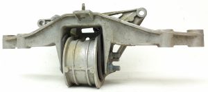 Porsche Boxster 98737530901  98737512301 Engine Mounting Bracket