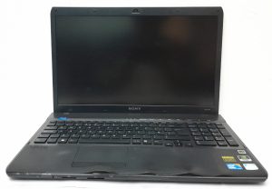 Sony PCG-81112M - i7-Q740 1.73GHz - 8MB Ram - 15.6" - 1GB Nvidia Geforce 330M - 120GB SSD - Windows 10 - Image 2