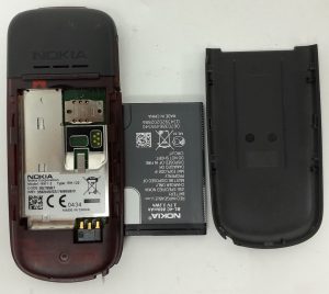 Nokia 1661-2 Vintage Mobile Phone - Image 4