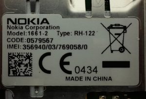 Nokia 1661-2 Vintage Mobile Phone - Image 3