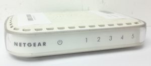 Netgear FS605 v3 5-Ports 10/100 Mbps Switch