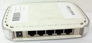 Netgear FS605 v3 5-Ports 10/100 Mbps Switch - Image 4