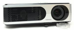 Toshiba TLP-X2000 S-Video VGA LCD Projector 530 Lamp Hours Used