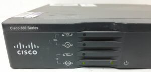 Cisco 860VAE Wireless Router - Image 5