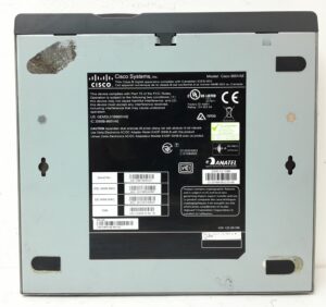 Cisco 860VAE Wireless Router - Image 3
