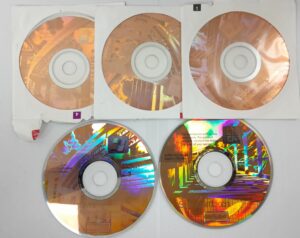 Microsoft Software Standard Edition - Service Pack 1 Disc 1 - 4 Windows Small Business Server 2003 & Outlook Standard 2003 CD - Image 3