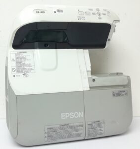 Epson Projector HDMI VGA with 2118 Lamp Hours Used EB-470 H456B