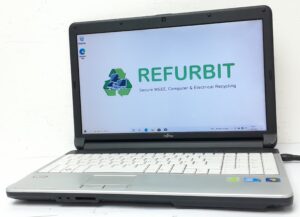 Fujitsu Windows Laptop LifeBook A530 - i5-M430 @ 2.27GHz - 4GB RAM - 15.6" - 320GB HDD - 10 Pro