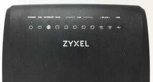ZyXEL Modem Router VMG3925-B10B with charger - Image 5