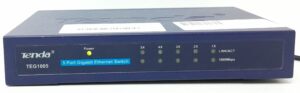 Tenda Desktop Switch 5 Ports TEG1005 - Image 2