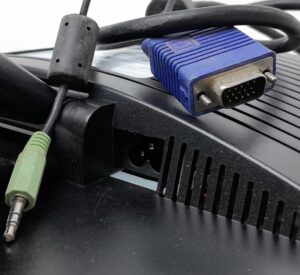 Nec 17" VGA Monitor LC17M (700P) - Image 5