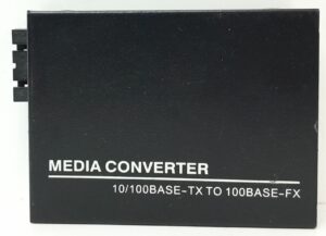 Insixt Media Converter 10/100BASE-TX To 100BASE-FX MultiMode Fibre Optic Converter INSIXTMC100SC - Image 2