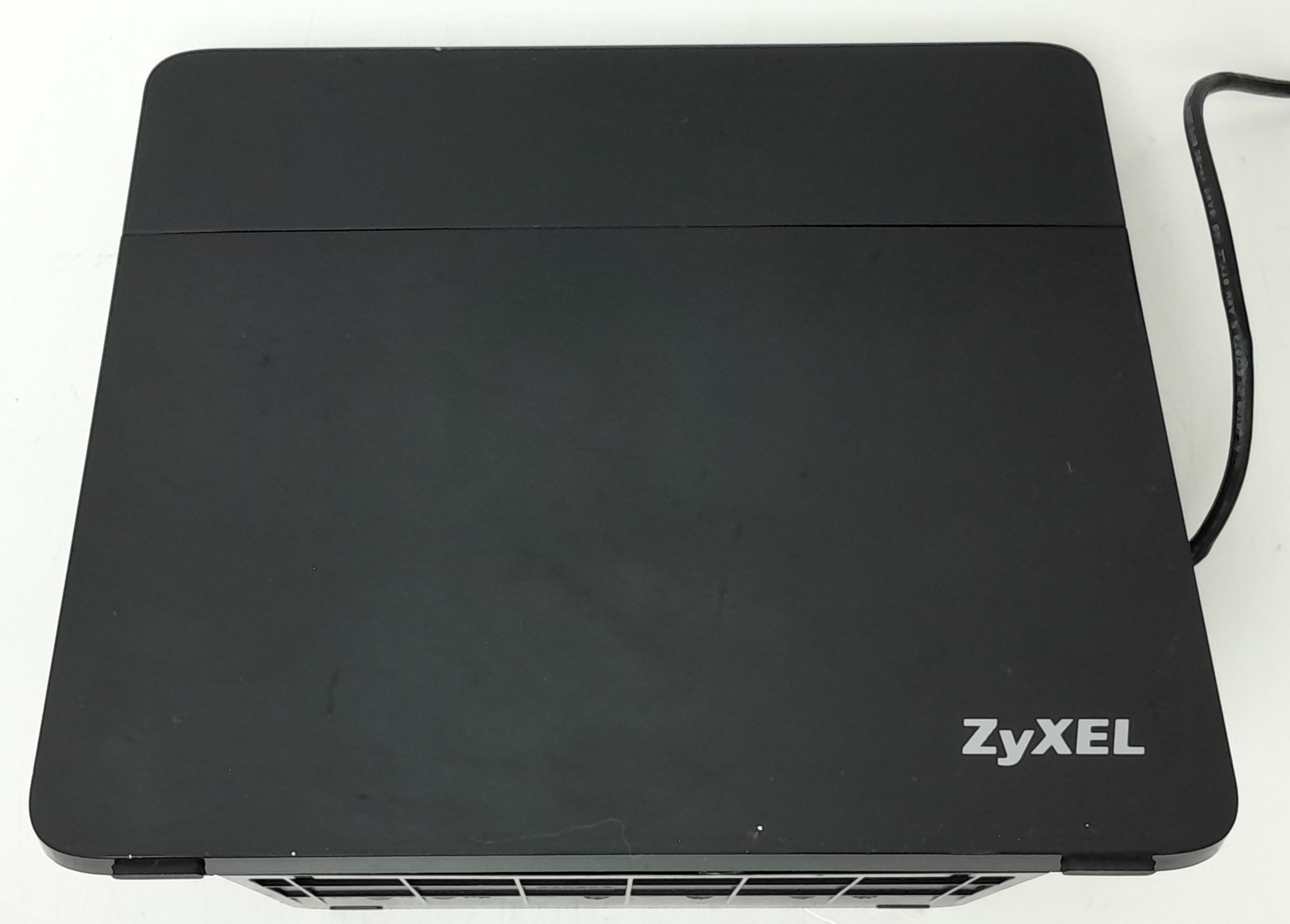 20240917_190805 ZyXEL Gigabit Ethernet Dual Band Wireless Router VMG8924-B10A - Image 1