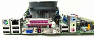 Intel Motherboard i5-2400 With I/O Shield DQ670W LGA1155 DDR3 MICRO ATX - Image 6
